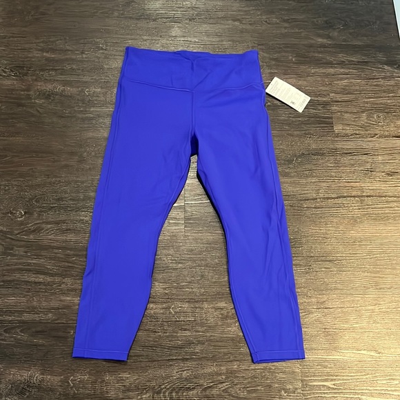 Athleta Pants - NWT purple athleta ultimate stash pocket leggings